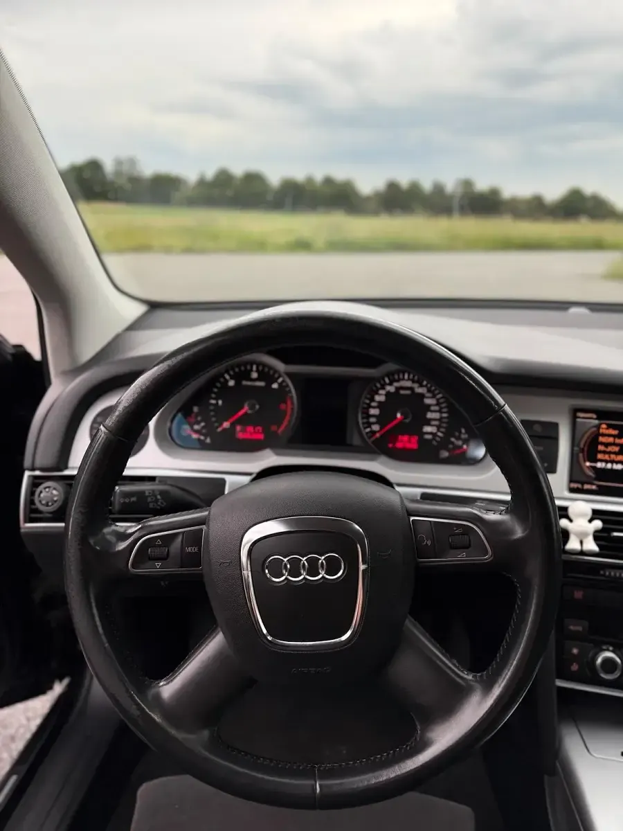 Gebraucht Audi A6 190 PS (139 kW) 2011 Gold Limousine