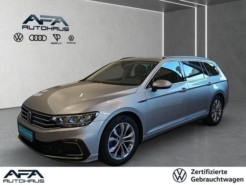 Silber Gebraucht 2022 VW Passat GTE Kombi | 22.339 € (Fairer Preis) - Bild 1/4