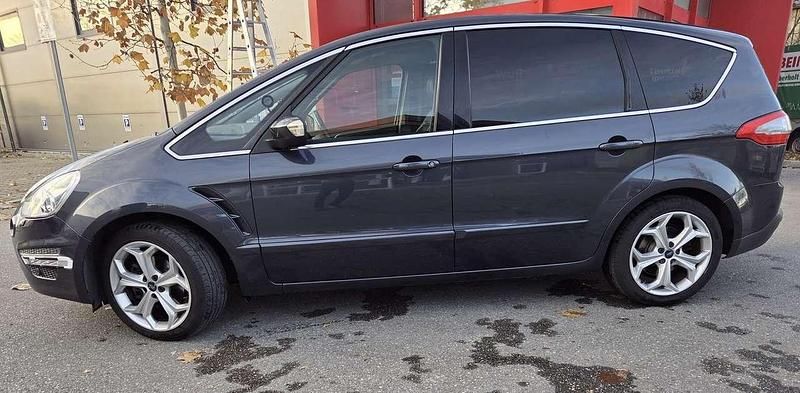 Gebraucht Ford S-MAX Titanium 163 PS (119 kW) 2010 Van / Kleinbus