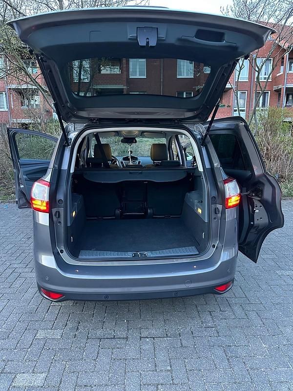 Gebraucht Ford Grand C-Max 125 PS (91 kW) 2013 Grau Van / Kleinbus
