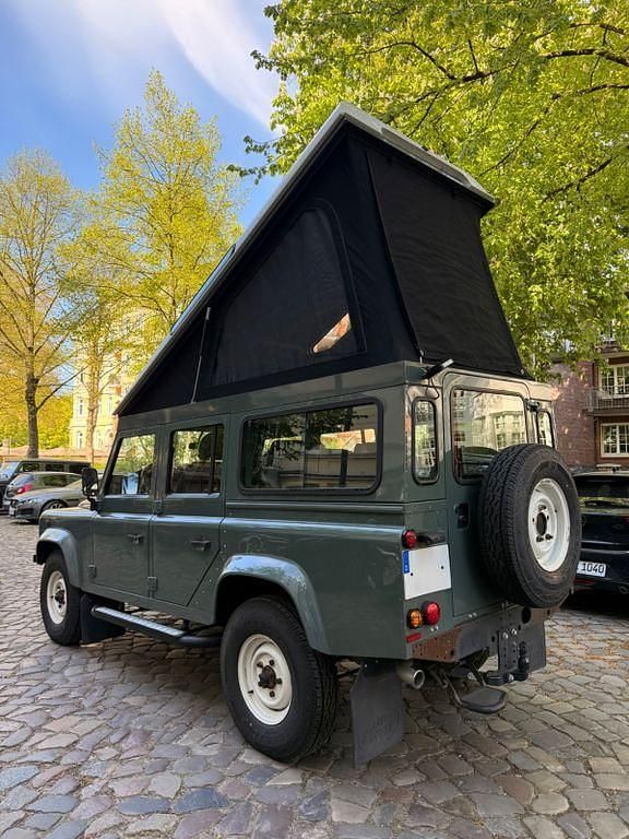 Gebraucht Land Rover Defender SE 122 PS (89 kW) 2012 Grün Kombi