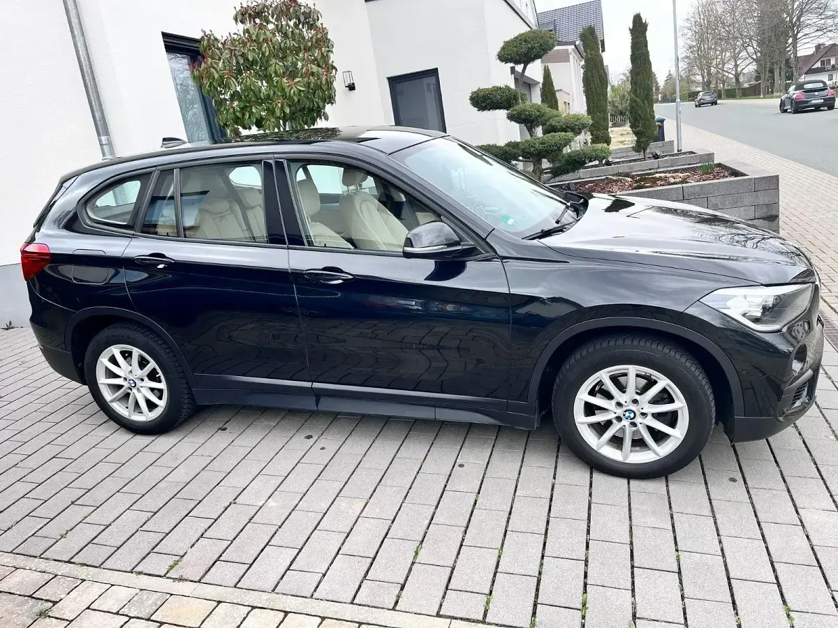 Gebraucht BMW X1 Efficient Dynamics 136 PS (100 kW) 2015 Schwarz SUV