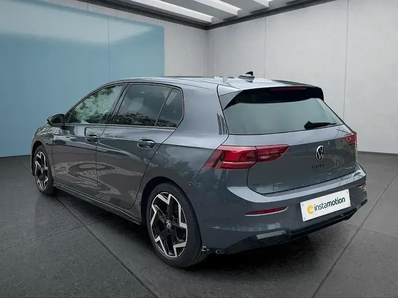 Gebraucht VW Golf VIII 150 PS (110 kW) 2025 Grau Kleinwagen