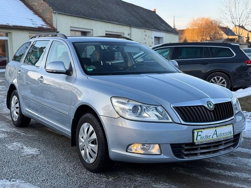 Gebraucht Skoda Octavia 160 PS (117 kW) 2009 Silber Kombi