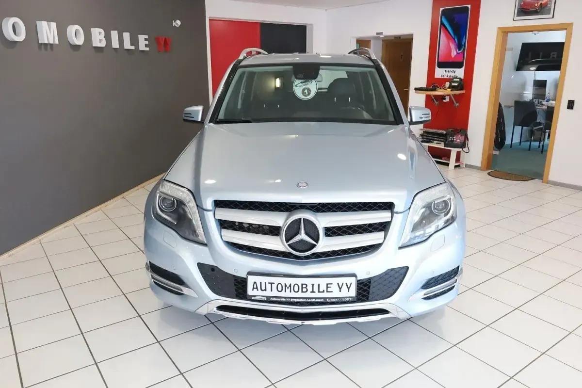 Gebraucht Mercedes GLK250 Sport 204 PS (150 kW) 2015 Silber SUV