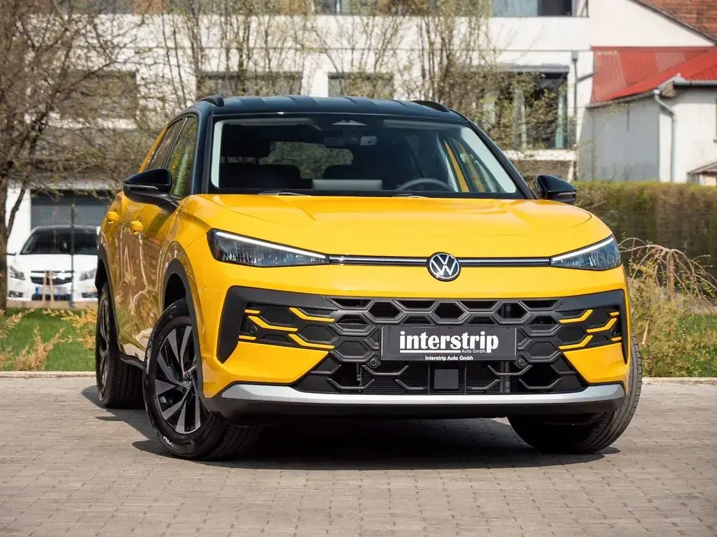 Gebraucht VW T-Roc Life 116 PS (85 kW) 2026 Gelb SUV