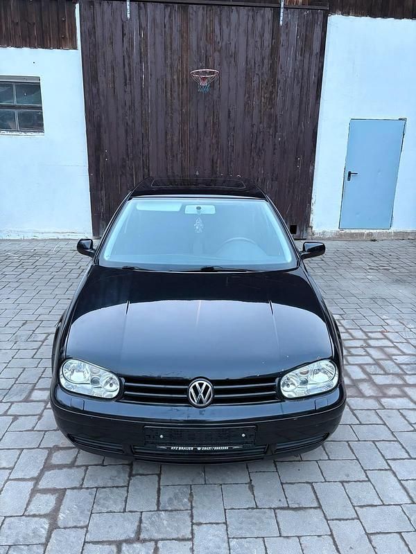 Gebraucht VW Golf IV 115 PS (84 kW) 2001 Schwarz Kleinwagen