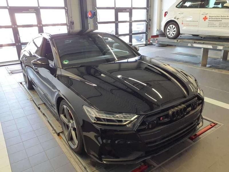 Gebraucht Audi S7 Sportback Performance 344 PS (253 kW) 2022 Mythosschwarz metallic Kleinwagen