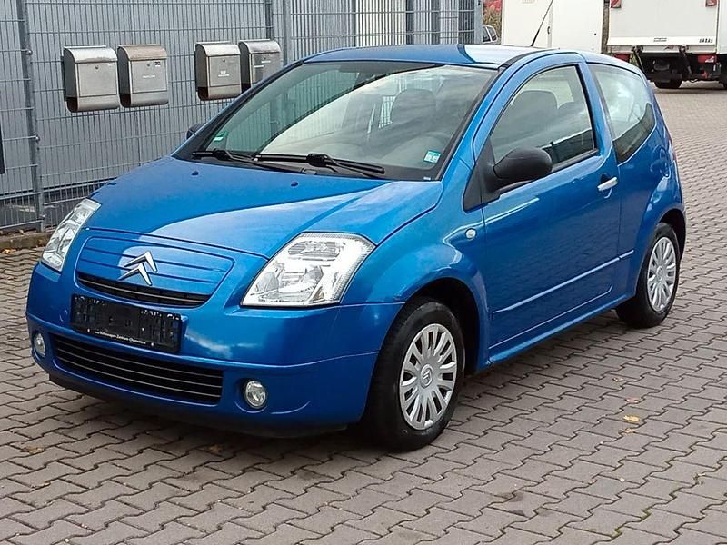Blau Gebraucht 2004 Citroën C2 Kleinwagen | 1.450 € (Fairer Preis) - Bild 1/4