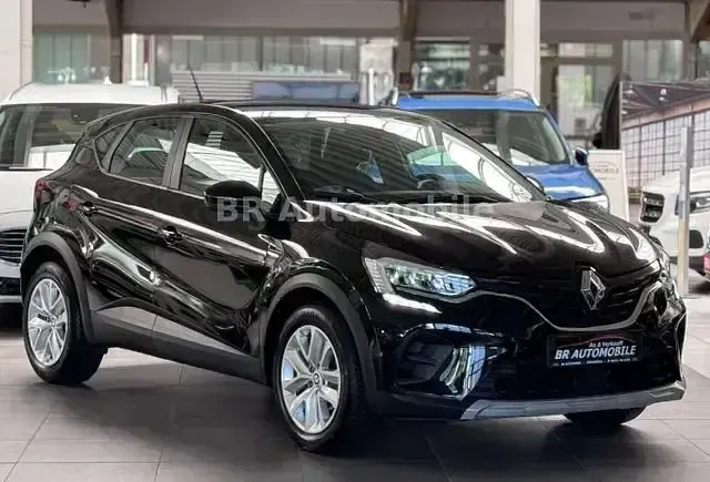 Używany Renault Captur Evolution 140 KM (102 kW) 2023 Czarny SUV