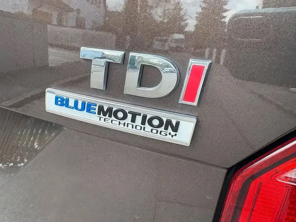 Gebraucht VW Multivan Trendline 150 PS (110 kW) 2016 Braun Van / Kleinbus