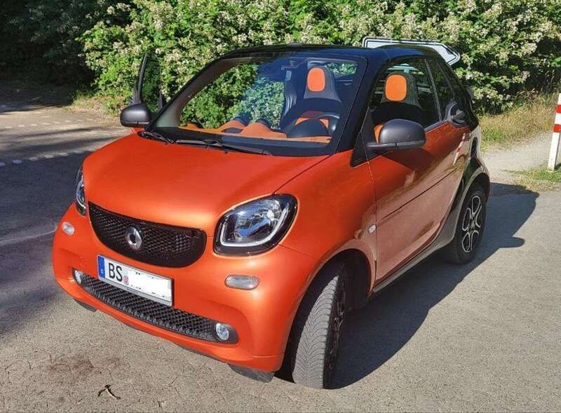 Orange Gebraucht 2017 Smart ForTwo Cabrio Cabrio | 13.999 € (Fairer Preis) - Bild 1/4