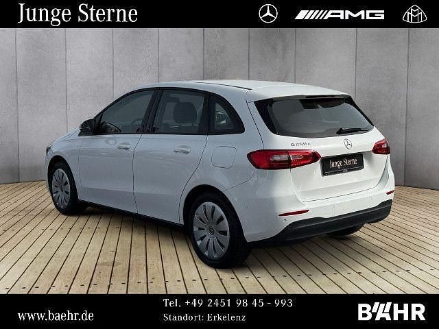 Gebraucht Mercedes B250e 218 PS (160 kW) 2022 Van / Kleinbus