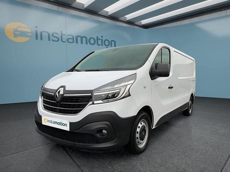 Gebraucht Renault Trafic Komfort 146 PS (107 kW) 2020 Weiß Van / Kleinbus