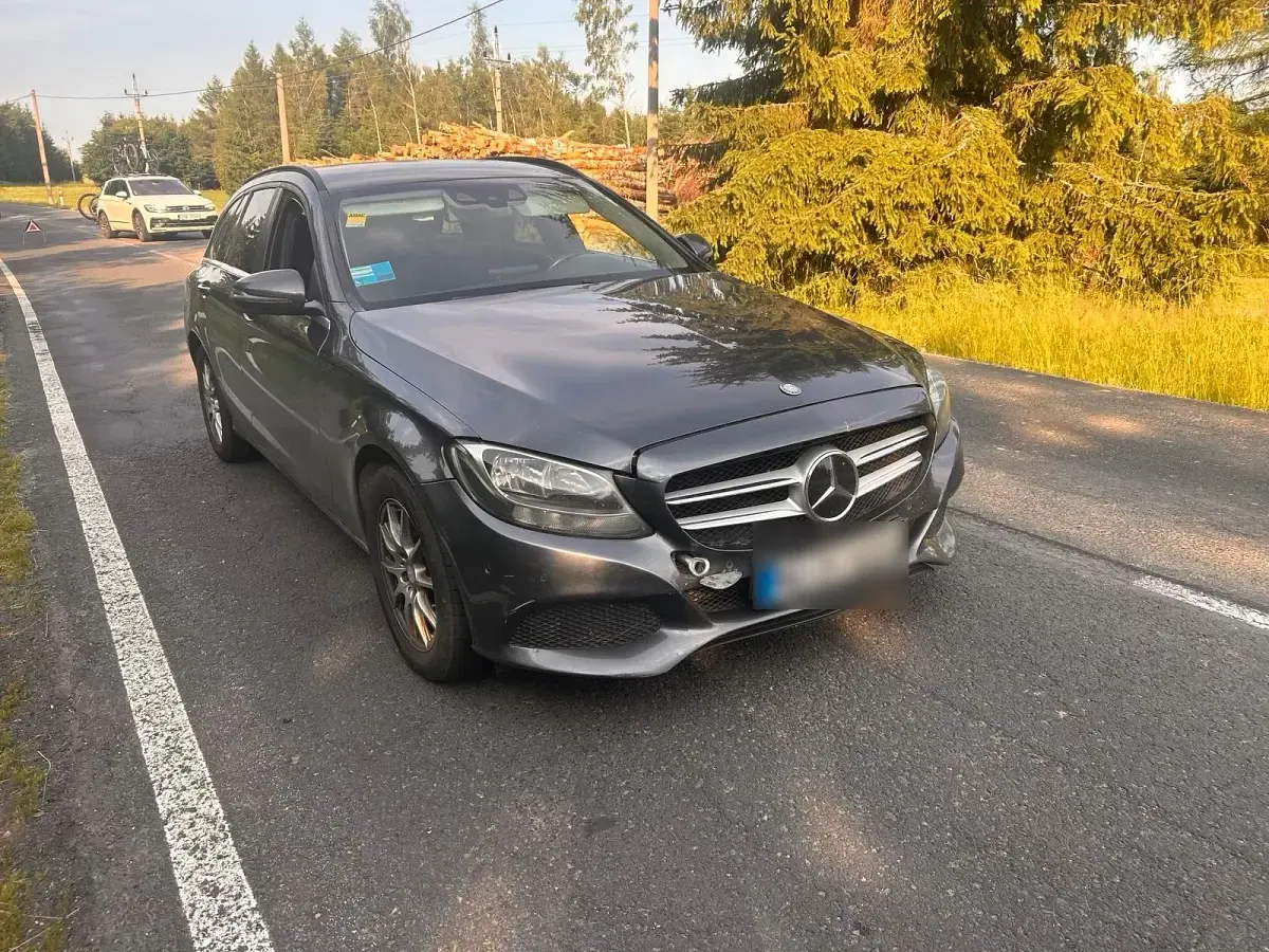 Gebraucht Mercedes C180 2016 Grau Kombi