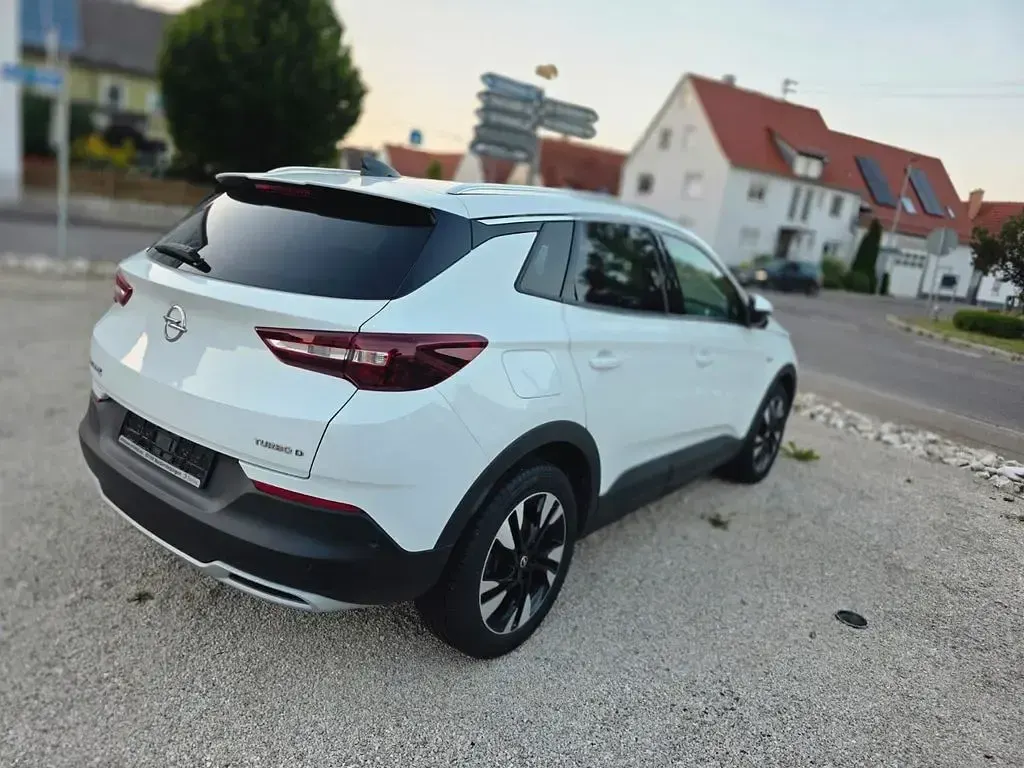 Gebraucht Opel Grandland X Innovation 177 PS (130 kW) 2019 Weiß SUV