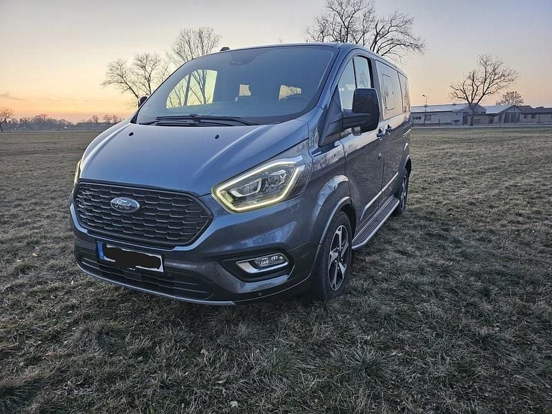 Gebraucht Ford Tourneo Active 131 PS (96 kW) 2022 Blau Van / Kleinbus