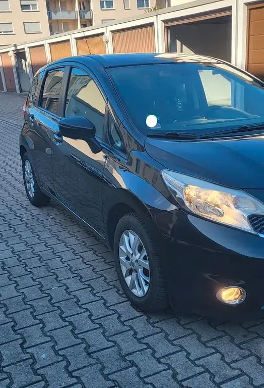 Gebraucht Nissan Note 90 PS (66 kW) 2014 Schwarz Kleinwagen