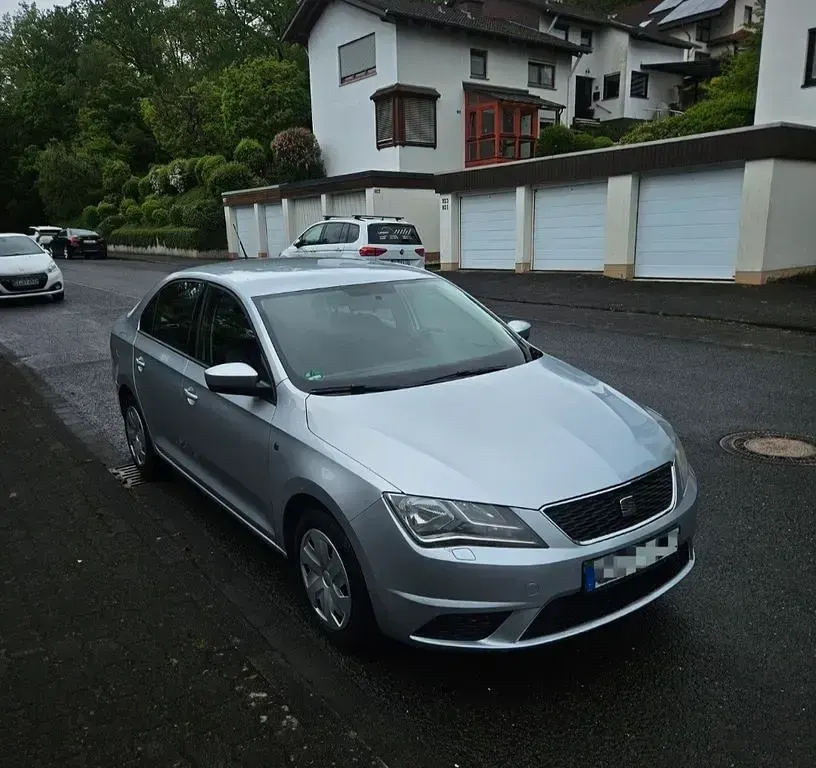 Gebraucht Seat Toledo 105 PS (77 kW) 2013 Silber Kleinwagen