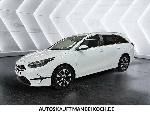 Gebraucht Kia Ceed 140 PS (102 kW) 2024 Othercolor Kleinwagen
