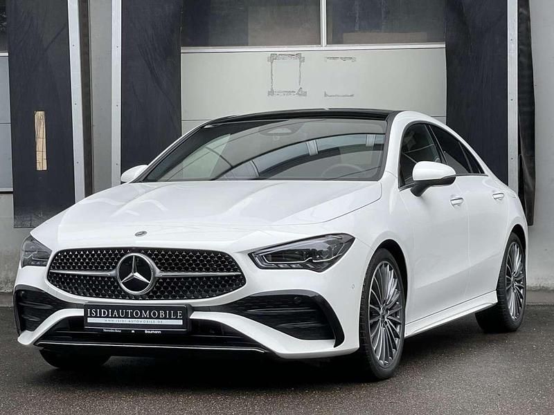 Polarweiã Gebraucht 2025 Mercedes CLA200 Premium Coupé | 39.950 € (Fairer Preis) - Bild 1/4