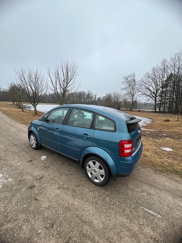Gebraucht Audi A2 75 PS (55 kW) 2002 Blau Kleinwagen