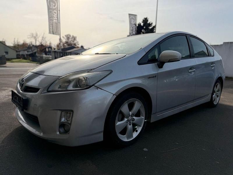 Silber Gebraucht 2010 Toyota Prius Basis Limousine | 4.499 € (Fairer Preis) - Bild 1/4