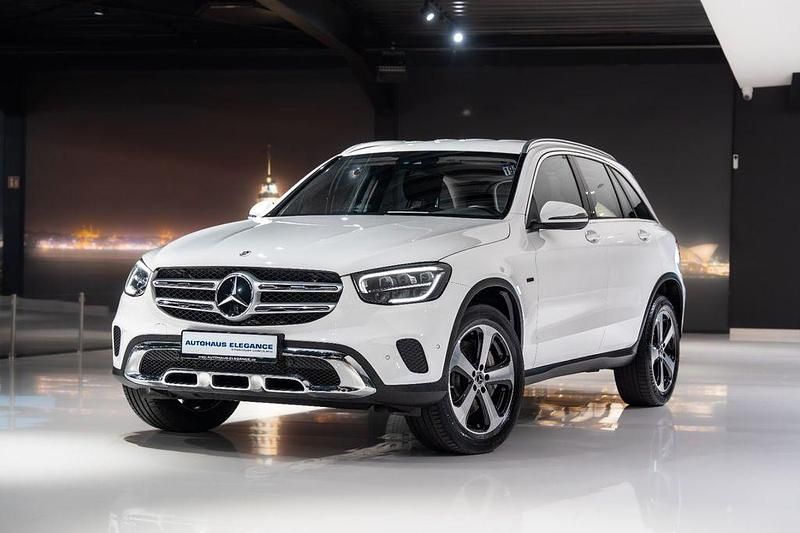 Polarweiss Gebraucht 2020 Mercedes GLC300e Business SUV | 33.980 € (Superpreis) - Bild 1/4