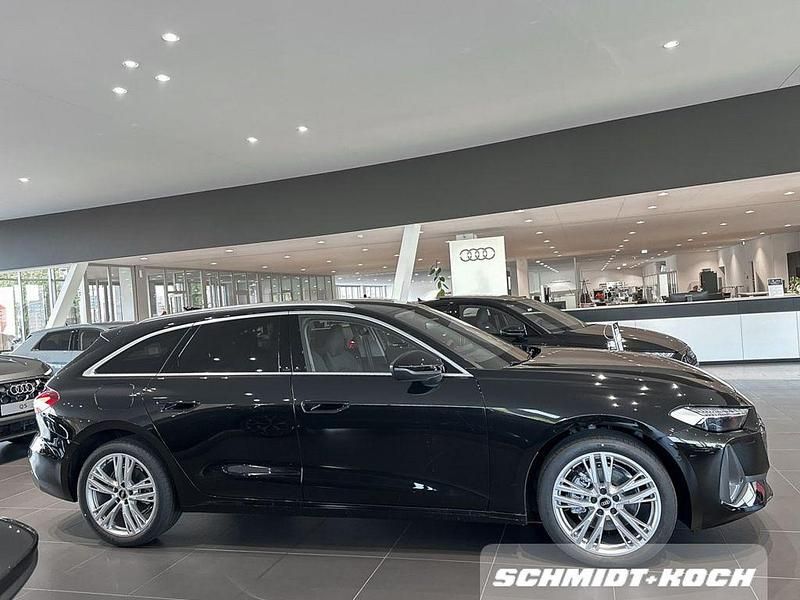 Neu Audi A5 Sport 150 PS (110 kW) 2025 Schwarz Coupé