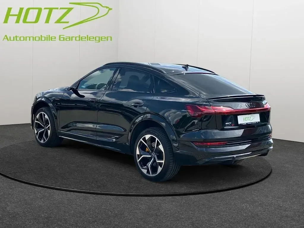 Gebraucht Audi e-tron Sportback Ambiente 369 kW (503 PS) 2022 Schwarz SUV