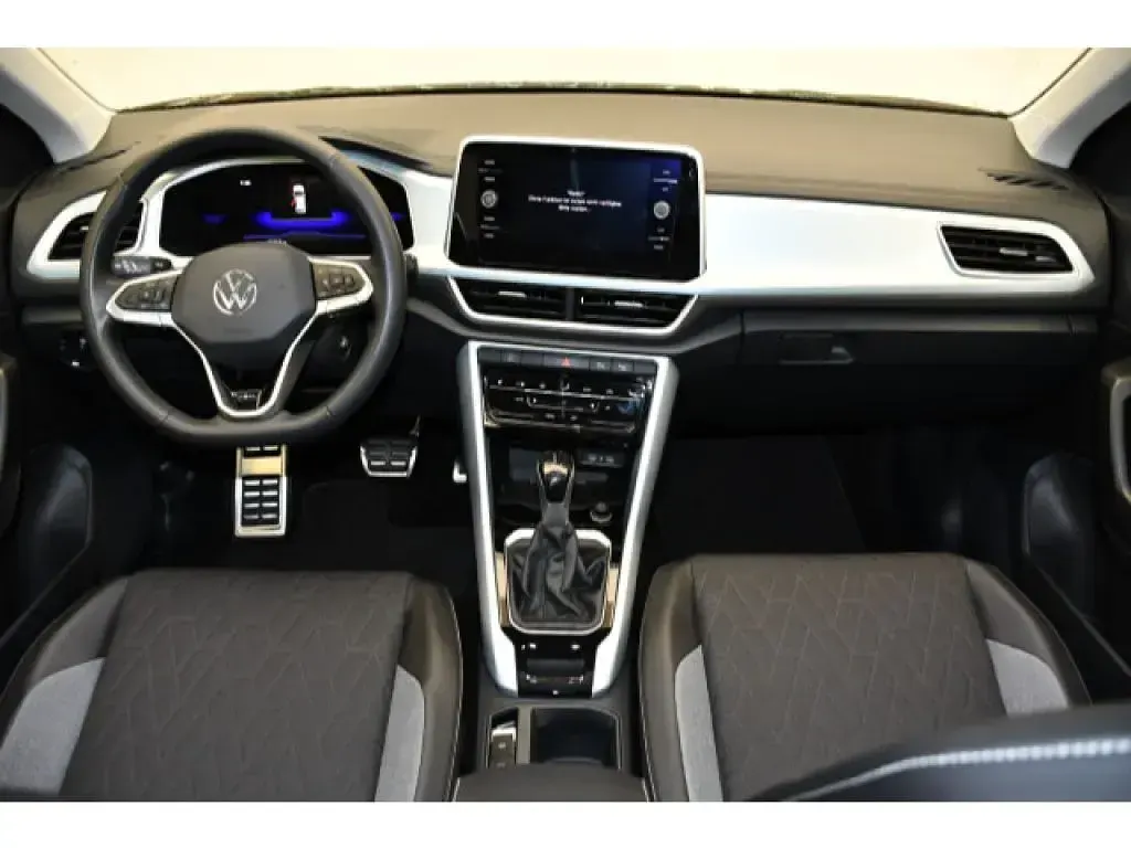 Gebraucht VW T-Roc Goal 150 PS (110 kW) 2025 Deep black perleffekt (metallic) SUV