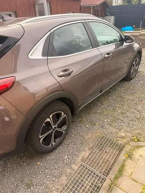 Gebraucht Kia XCeed Spirit 141 PS (103 kW) 2020 Braun SUV