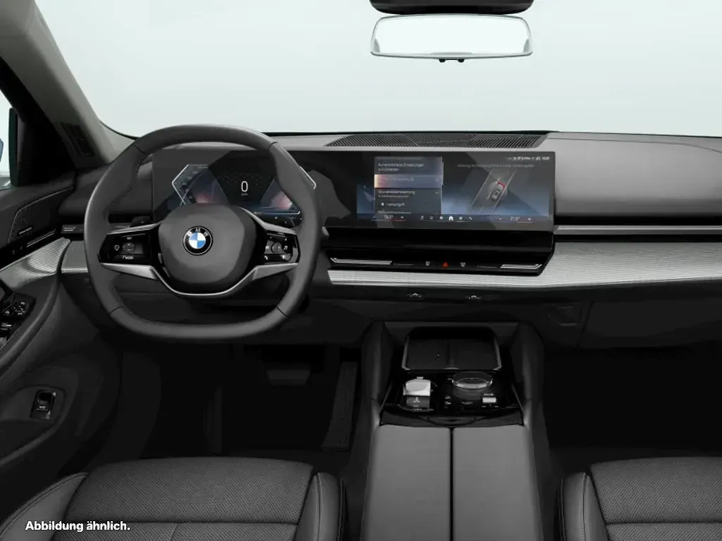 Usata BMW 520 190 CV (139 kW) 2025 Verde Station wagon