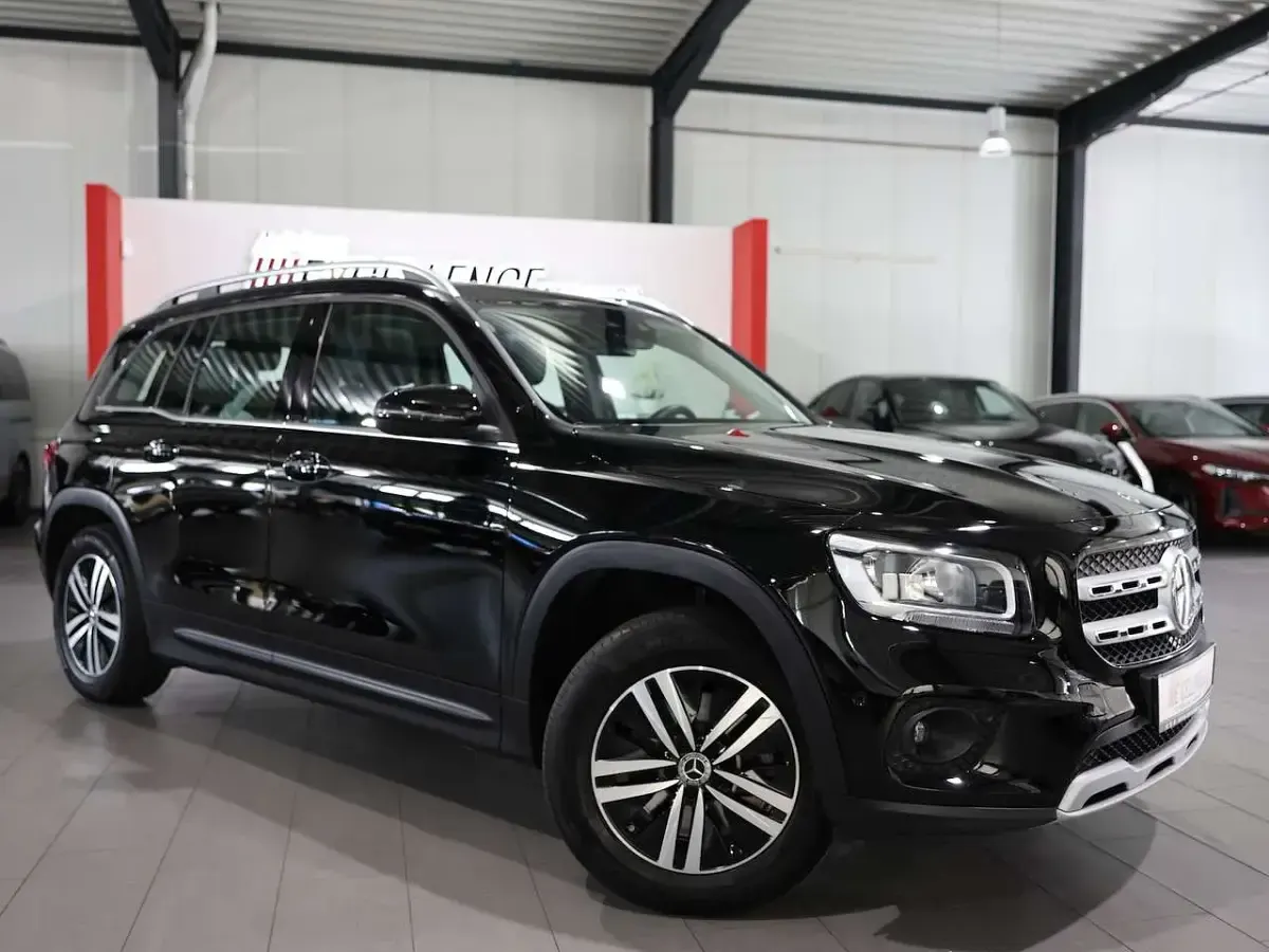Gebraucht Mercedes GLB200 Business 150 PS (110 kW) 2022 Schwarz SUV