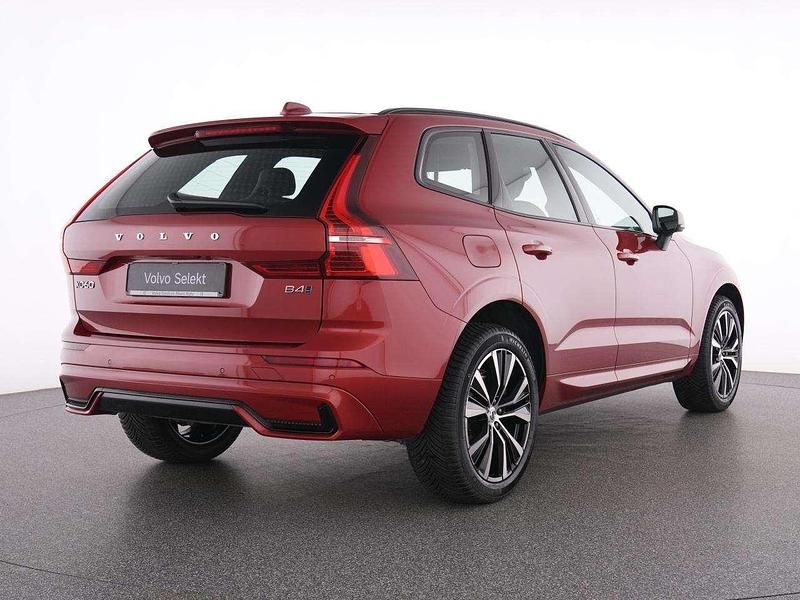 Gebraucht Volvo XC60 Plus 197 PS (144 kW) 2024 Rot SUV