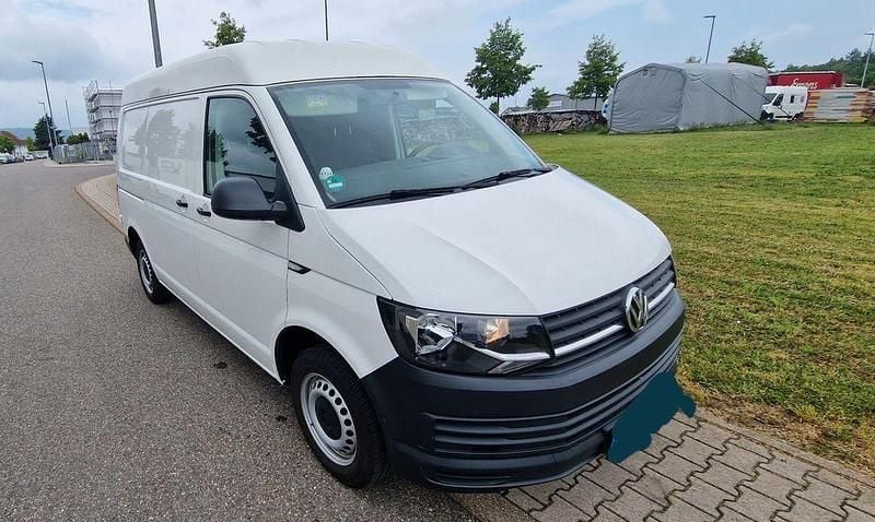 Weiß Gebraucht 2019 VW T6.1 Van | 20.990 € (Teuer) - Bild 1/4