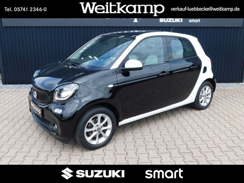 Schwarz Gebraucht 2016 Smart ForFour Passion Limousine | 10.990 € (Etwas zu teuer) - Bild 1/4