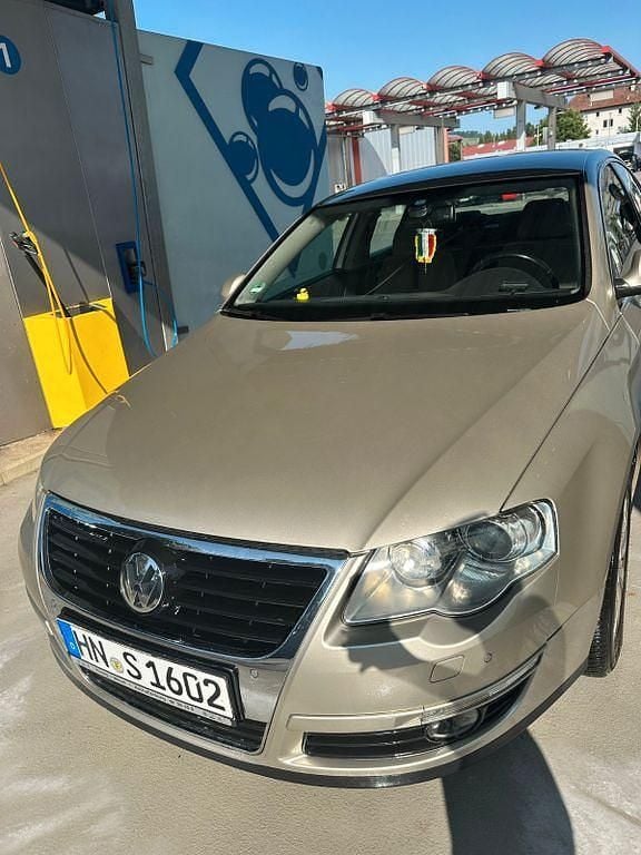 Beige Gebraucht 2009 VW Passat Comfortline Limousine | 2.800 € (Superpreis) - Bild 1/4
