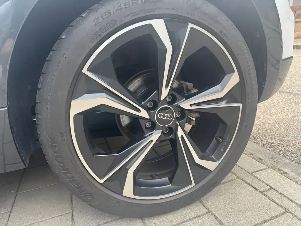 Gebraucht Audi A1 150 PS (110 kW) 2021 Weiß SUV