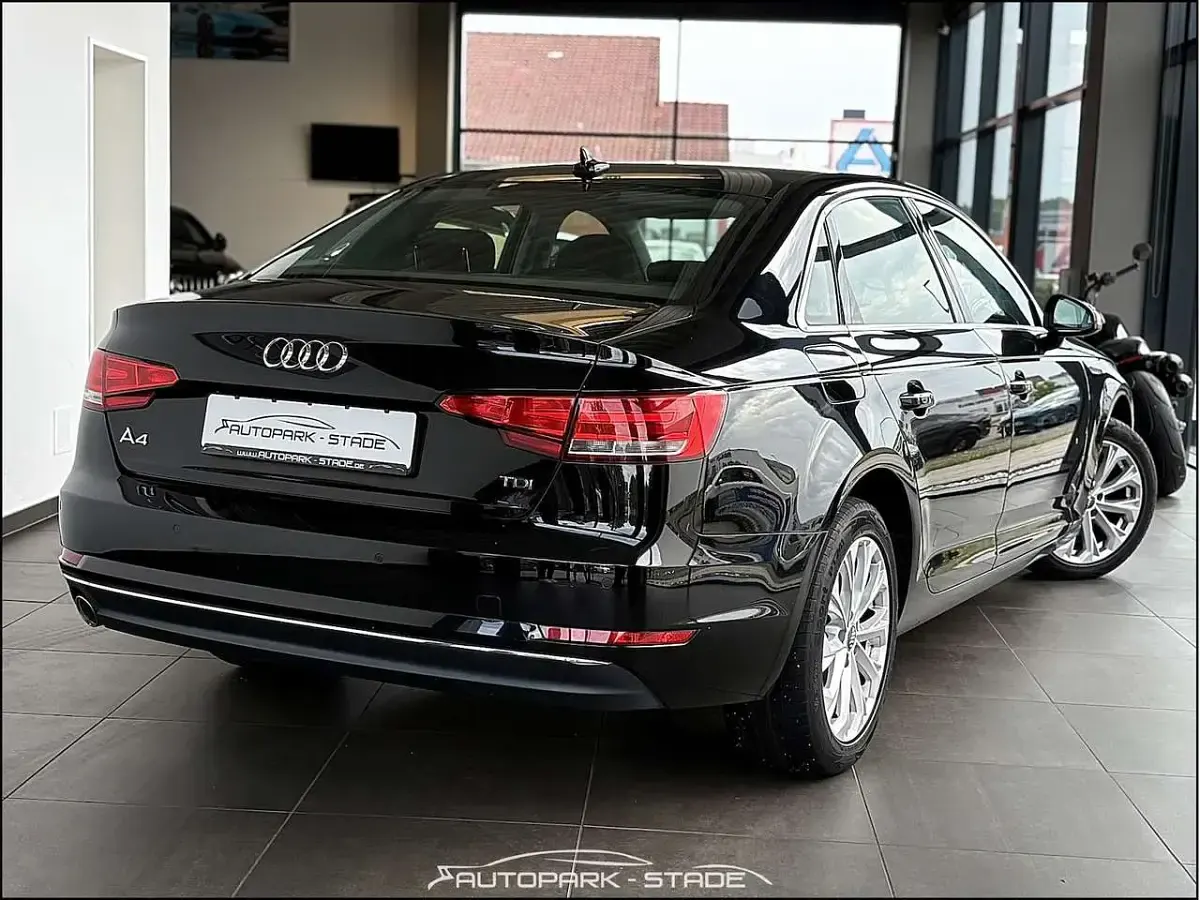 Gebraucht Audi A4 S-Line 150 PS (110 kW) 2016 Schwarz Limousine