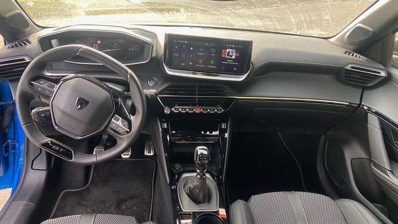 Gebraucht Peugeot 208 GT 101 PS (74 kW) 2024 Blau Kleinwagen