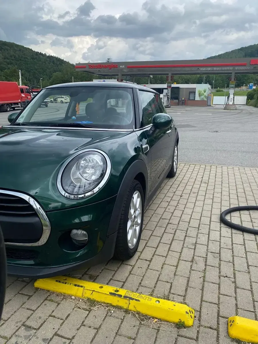 Gebraucht Mini One D 97 PS (71 kW) 2017 Grün Kleinwagen