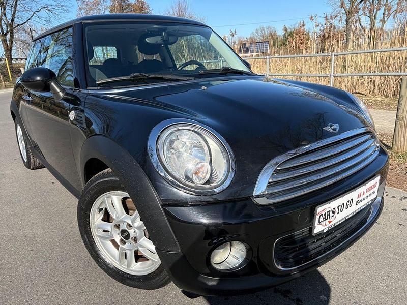 Gebraucht Mini ONE 98 PS (72 kW) 2010 Schwarz Kleinwagen