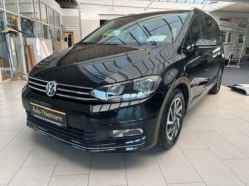 Schwarz Gebraucht 2017 VW Touran Sound Van / Kleinbus | 18.880 € (Fairer Preis) - Bild 1/4