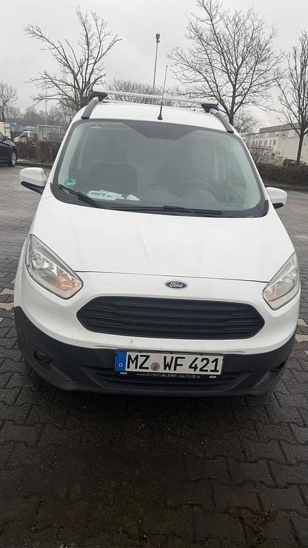 Gebraucht Ford Transit 95 PS (69 kW) 2018 Weiß Limousine