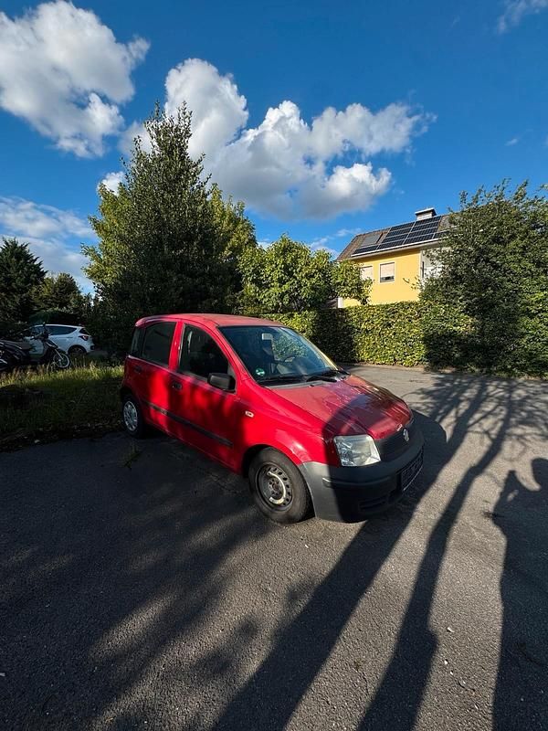 Rot Gebraucht 2009 Fiat Panda Kleinwagen | 450 € (Superpreis) - Bild 1/4