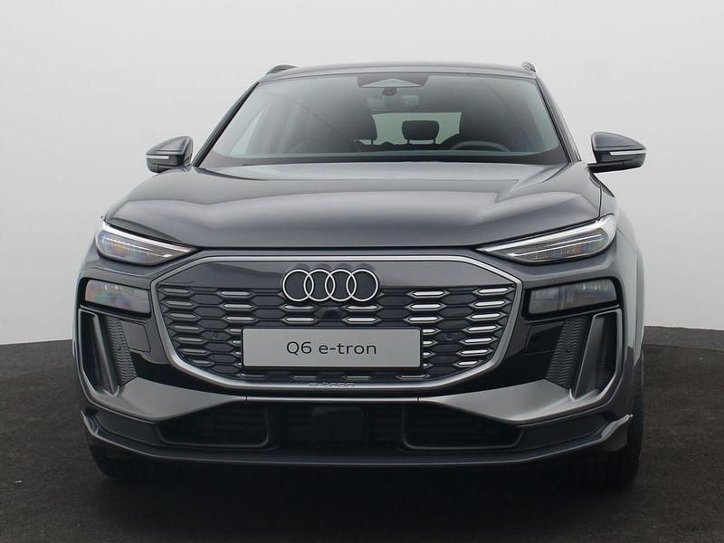 Neu Audi Q6 e-tron Sport 284 kW (387 PS) 2026 Grau SUV