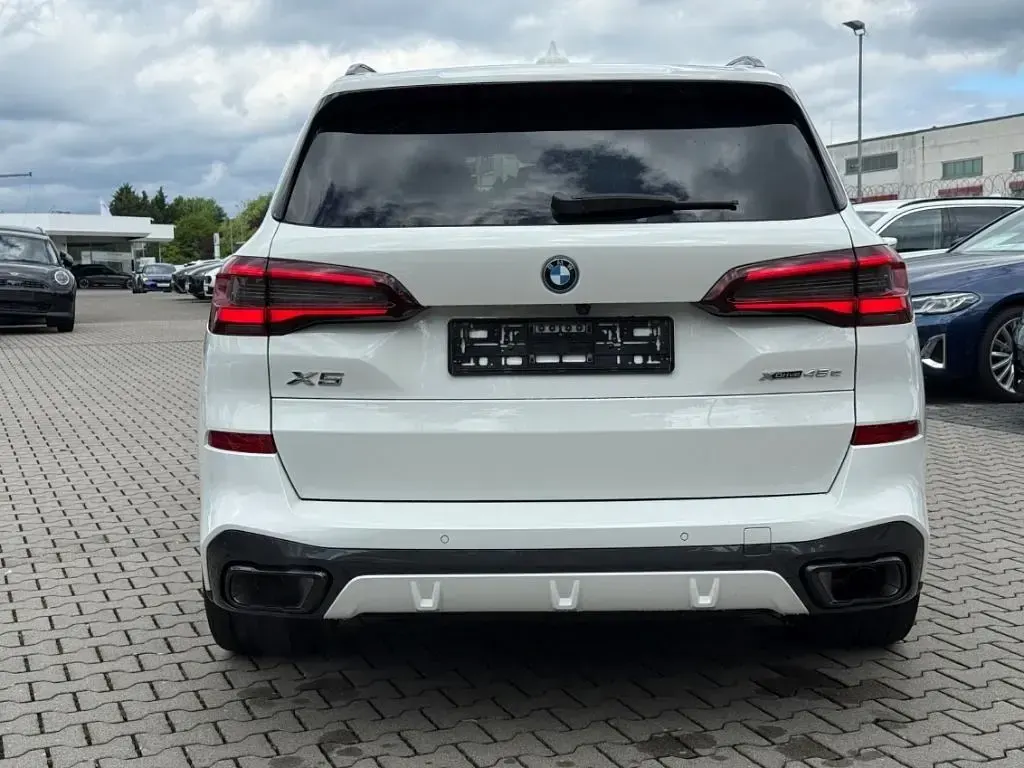 Gebraucht BMW X5 iPerformance 394 PS (289 kW) 2023 Weiss SUV
