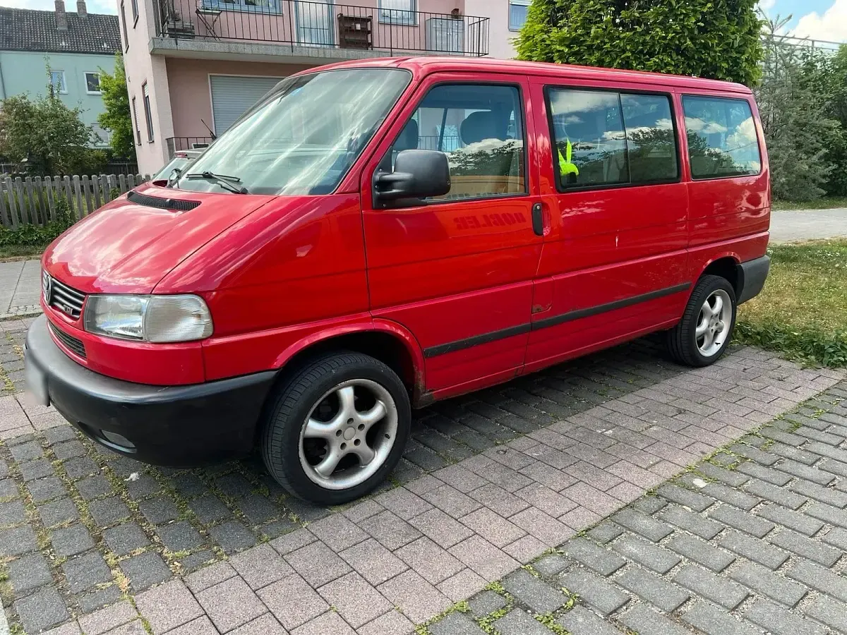 Gebraucht VW T4 151 PS (111 kW) 1999 Rot Van