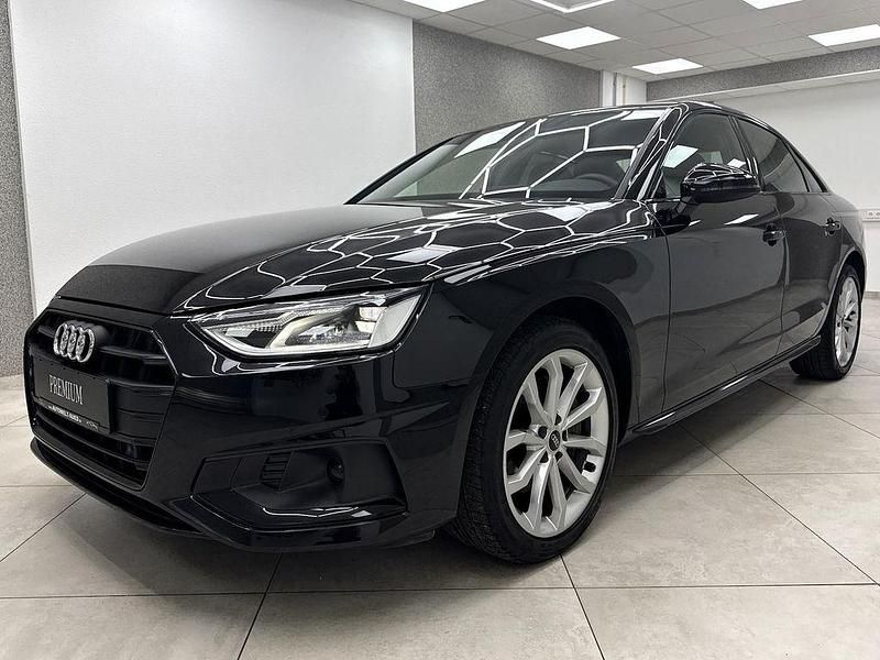 Gebraucht Audi A4 Advanced 204 PS (150 kW) 2023 Mythosschwarz metallic (metallic) Limousine